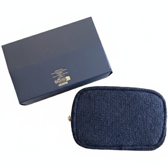 *Chanel Beauté Limited Edition Tweed Makeup Bag – Navy Blue (New in Box) - Picture 2 of 11